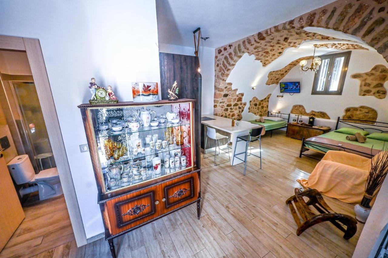 Καμάρα Χωριό Φοινίκι , Kamara Finiki Village Moláoi Eksteriør bilde